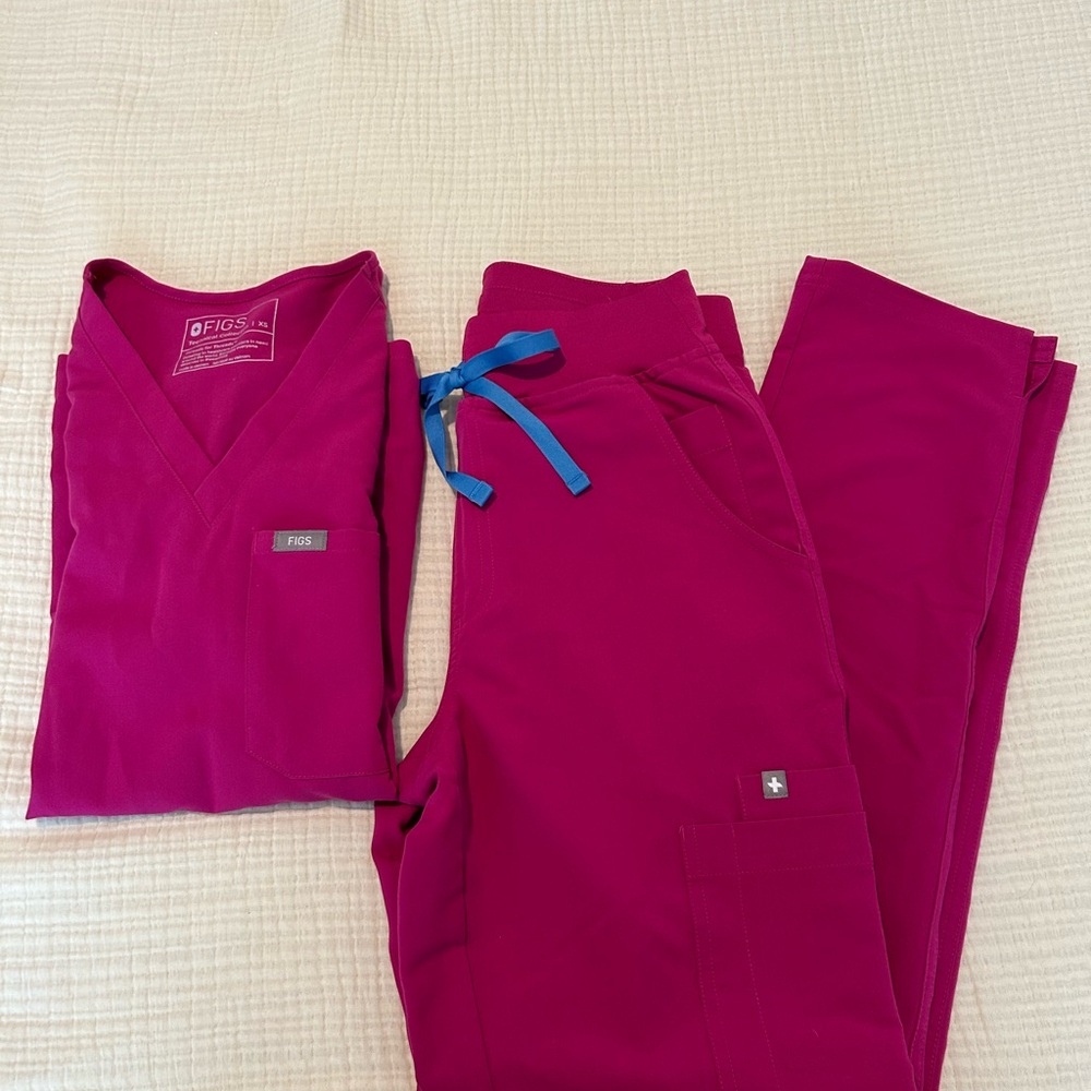 Figs Pink Scrub Set with Blue Tie